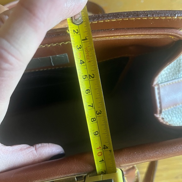 Unique Dooney & Burke Purse - Picture 9 of 14